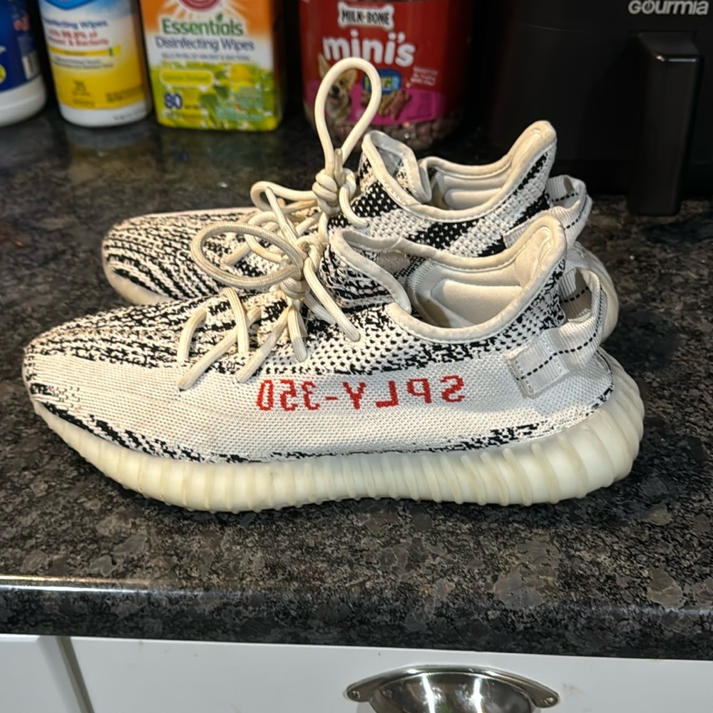 Yeezy boost men’s size 10
